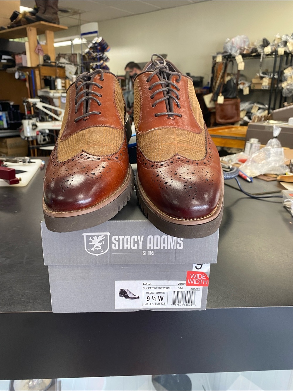 Stacy Adams Brown and Tan Wingtip Oxford Dress Shoes